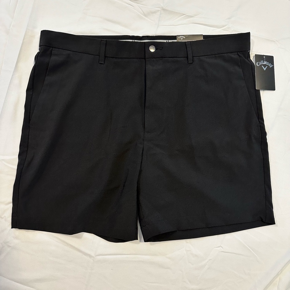 Men’s Callaway golf shorts